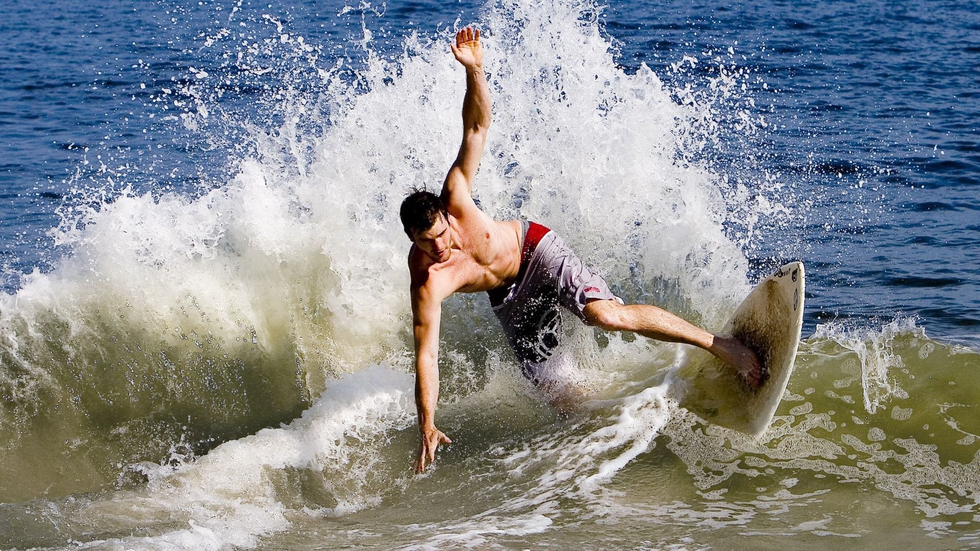 世界传统舞狮竞技，展现民族文化盛典